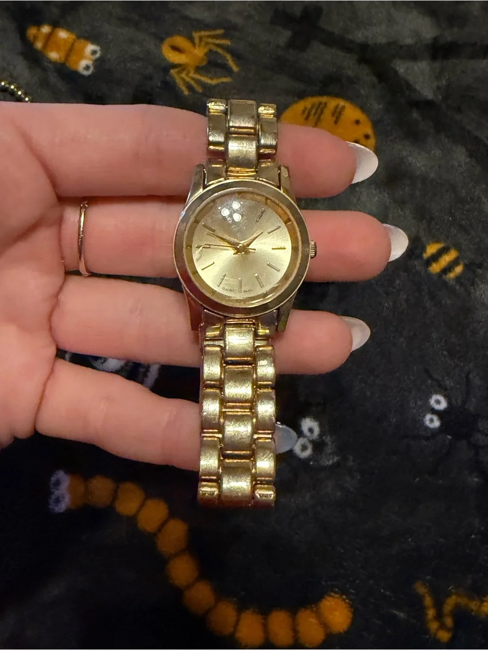 N/A sophisticated gold
